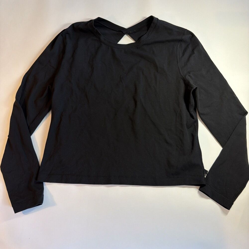 Lululemon Women’s Cutout Top Size Small